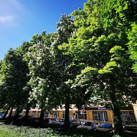Corazziego Plac Bankowy Apartment Warschau